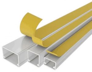 Leidinglijst 16x16mm WIT met deksel 2m + tape